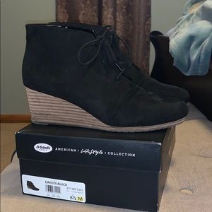 Dr. Scholl’s Dakota black suede wedge bootie